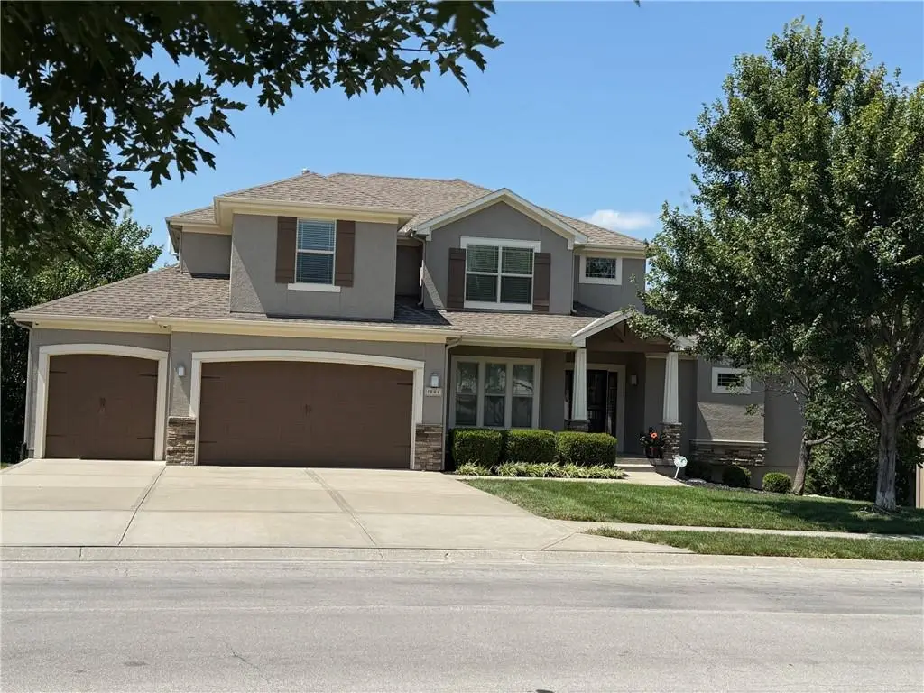 1844 NE Parks Summit Boulevard, Lees Summit, MO 64064 - #1