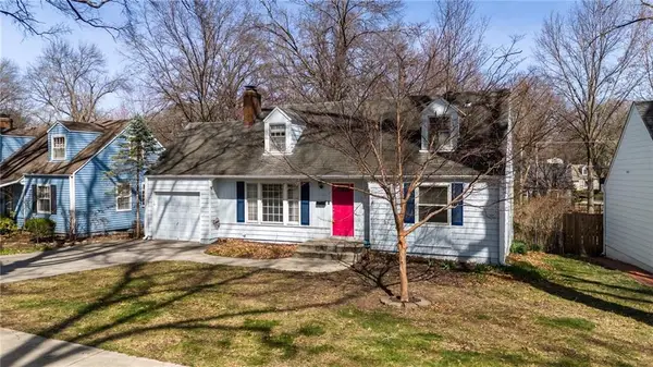 4514 W 72nd Street, Prairie Village, KS 66208