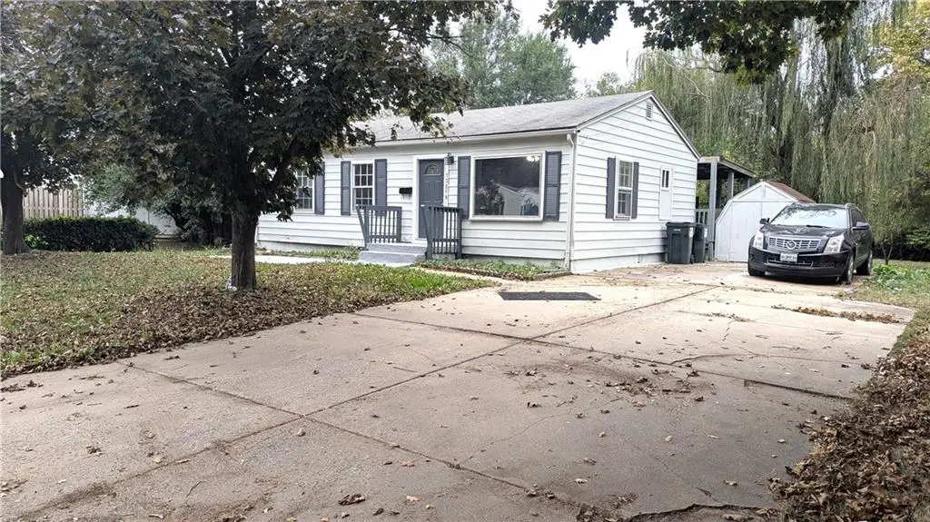 13516 12 Street, Grandview, MO 64030 - Image #1