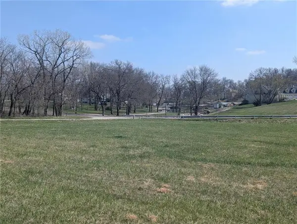 Lake Viking Lot 1862 Terrace, Gallatin, MO 64640