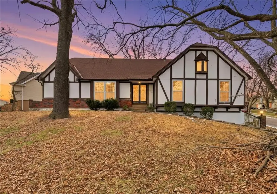 7922 N Northwood Road, Kansas City, MO 64151 - Image #2