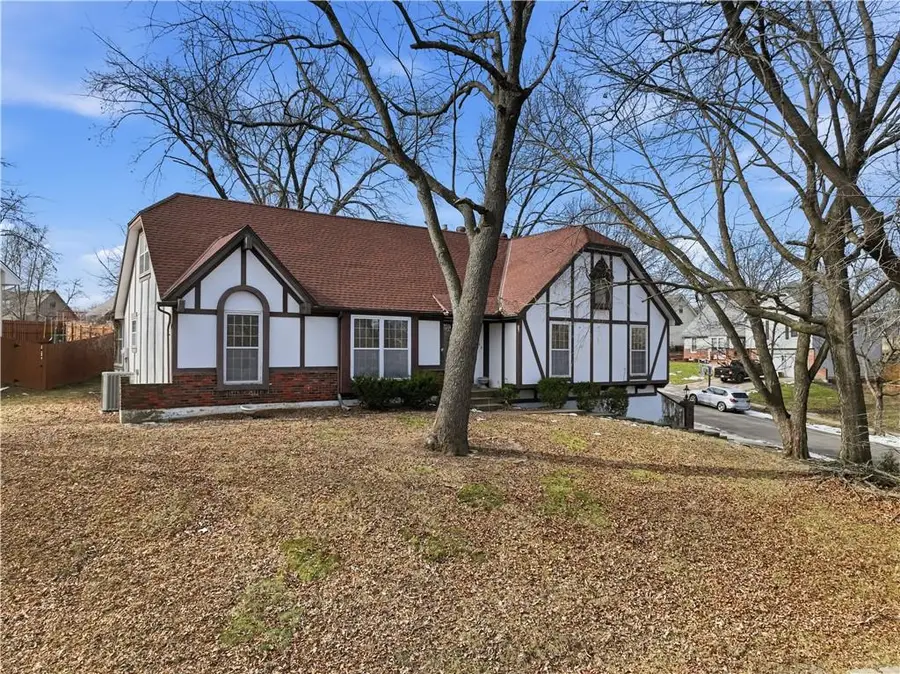 7922 N Northwood Road, Kansas City, MO 64151 - Image #3