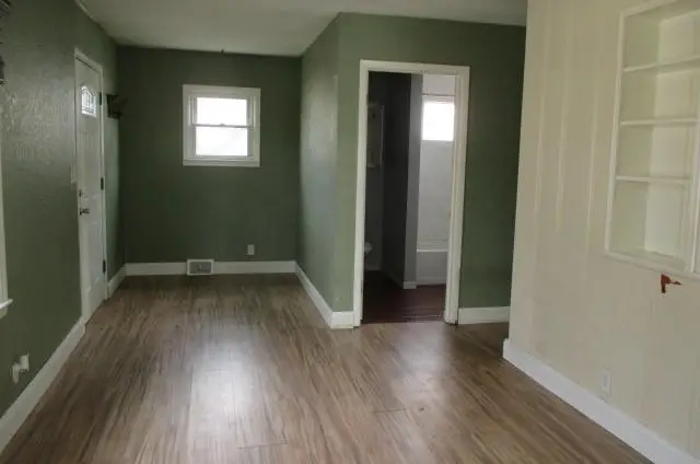 810 Pine Street, Pleasant Hill, MO 64080 - #3