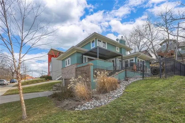 1123 E 49th Street, Kansas City, MO 64110