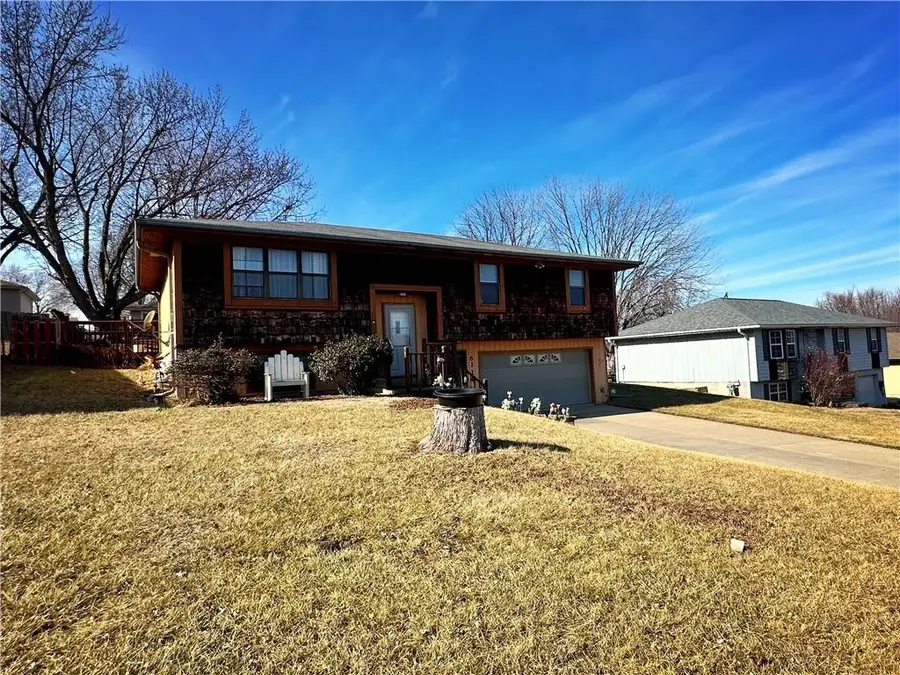 6114 N 28th Street Terrace, Country Club, MO 64505 - #2