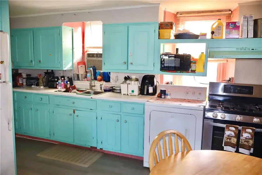 4421 Garfield Avenue, Kansas City, KS 66102 - #3