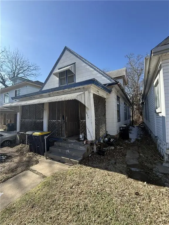 2744 Brooklyn Avenue, Kansas City, MO 64109 - Image #2