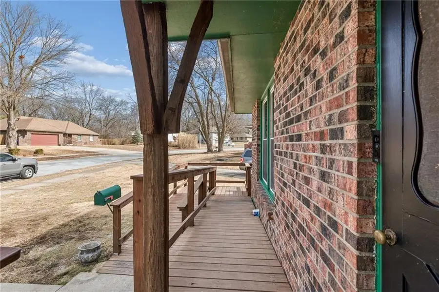 507 SW Stratford Road, Lees Summit, MO 64081 - #3