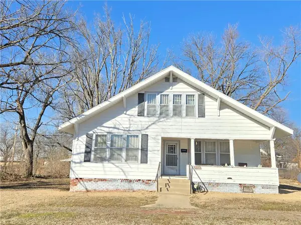 310 E 5th Street, Cherryvale, KS 67335
