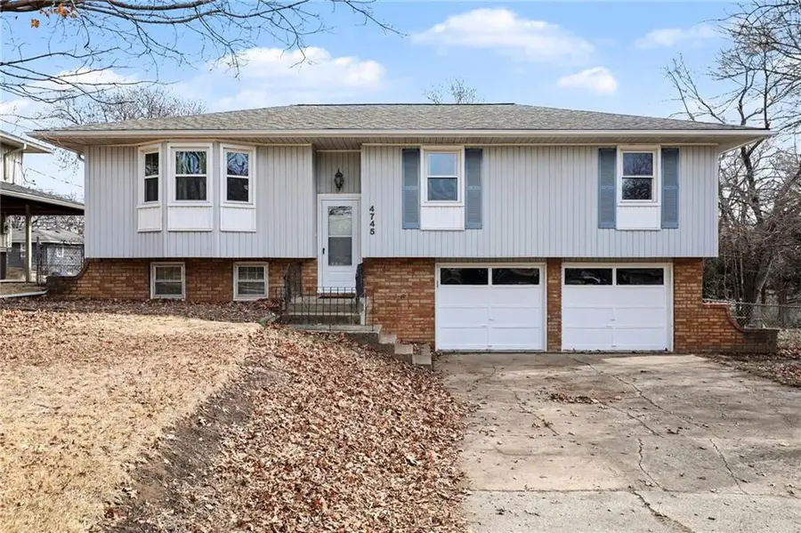 4745 Slater Street, Merriam, KS 66203 - #2