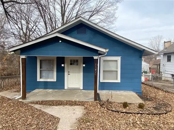 11424 E 17th Street S, Independence, MO 64052