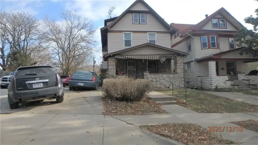3427 Wabash Avenue, Kansas City, MO 64109 - #2