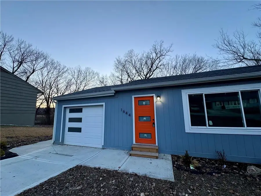 1644 S 44 Street, Kansas City, KS 66106 - #3