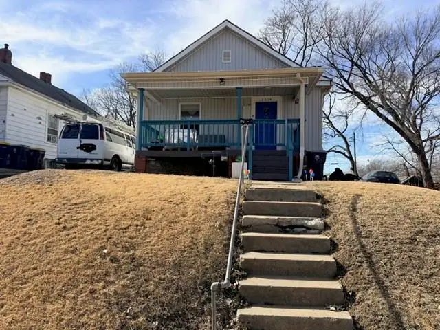 2014 Spruce Avenue, Kansas City, MO 64127 - Image #2