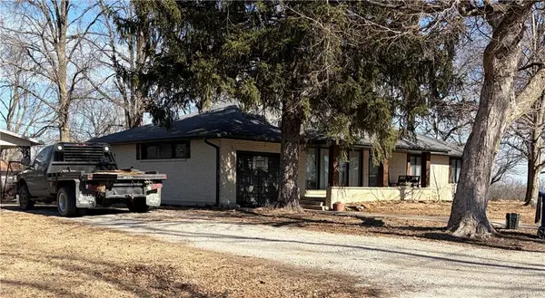 401 E College Street, Gallatin, MO 64640