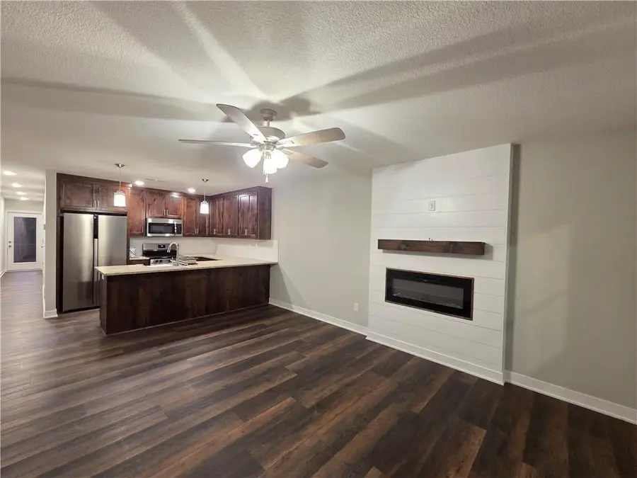 32 E 7th Street, Adrian, MO 64720 - Image #3