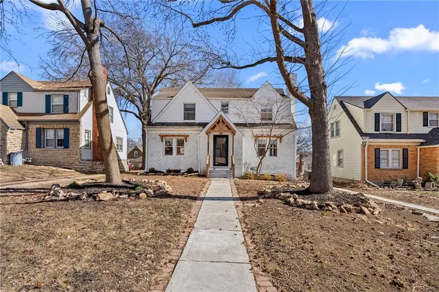 6531 Holmes Road, Kansas City, MO 64131 - #2