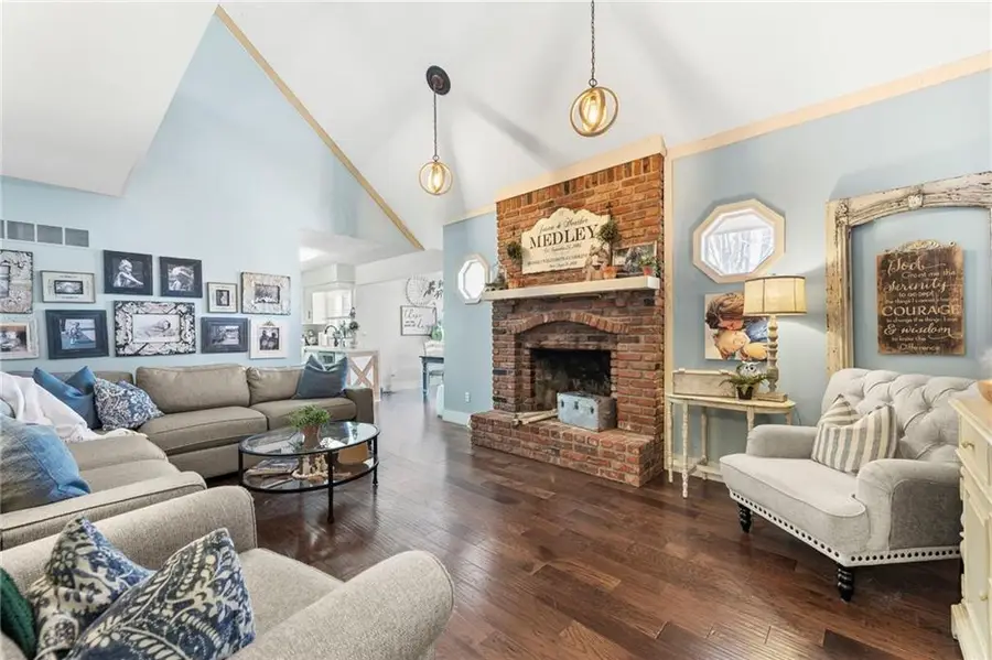 4070 SW Lido Drive, Lees Summit, MO 64082 - #2