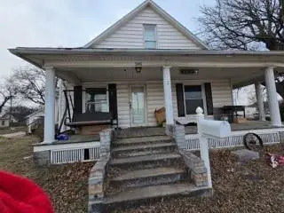 201 S Tennessee Avenue, Columbus, KS 66725