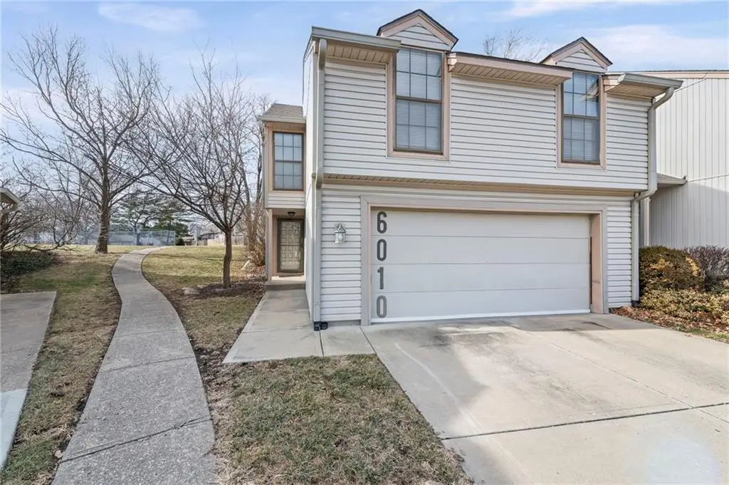 6010 N Bellefontaine Avenue, Gladstone, MO 64119 - #1