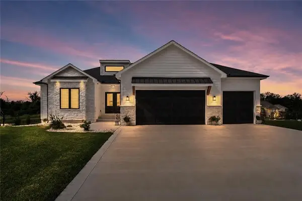 1 S Buffalo Ridge Court, Lake Winnebago, MO 64034