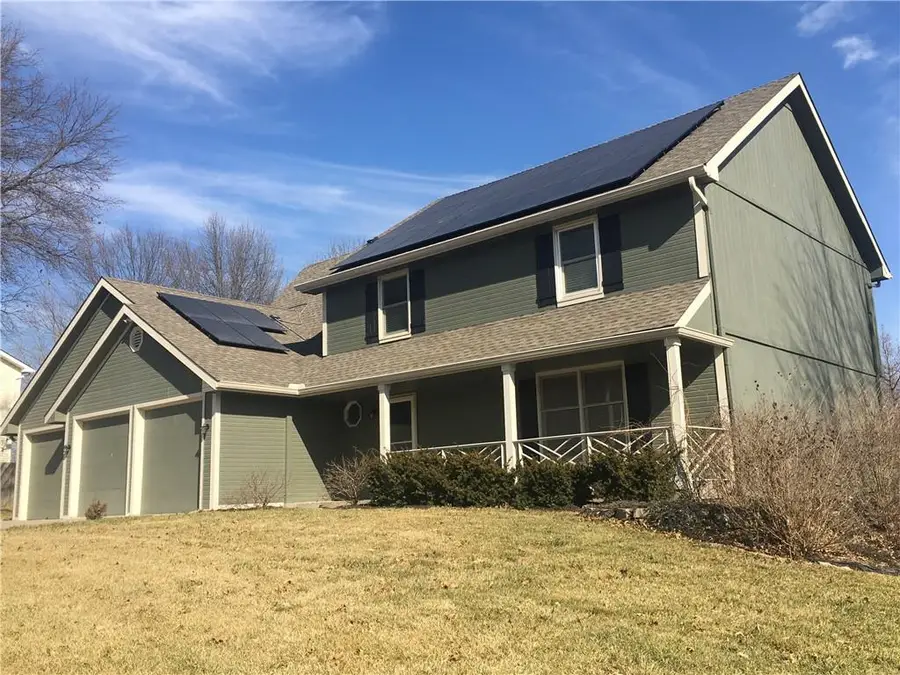 111 Southfork Road, Lansing, KS 66043 - #2