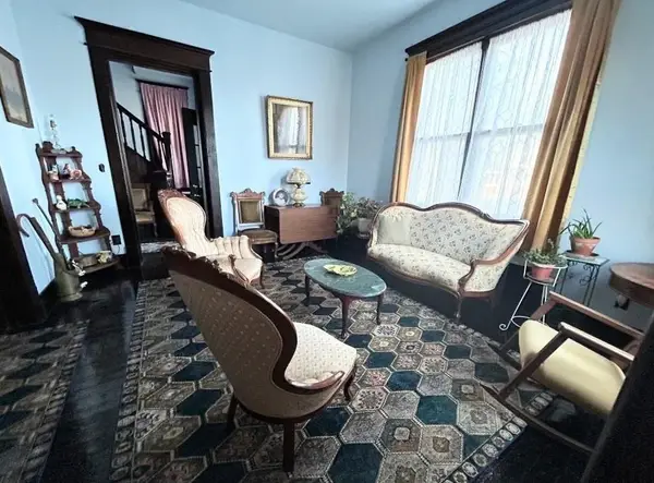 705 E Madison Avenue, Iola, KS 66749