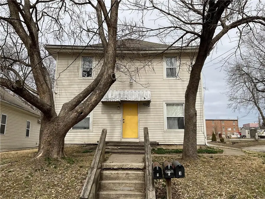 1000 W Linden Avenue, Independence, MO 64052 - #2