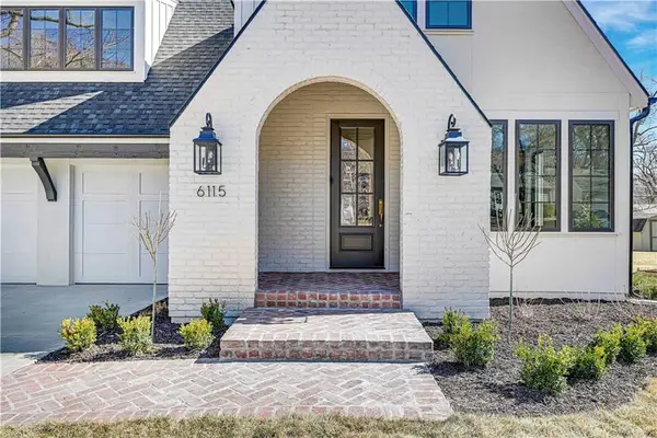 6115 Catalina Street, Fairway, KS 66205