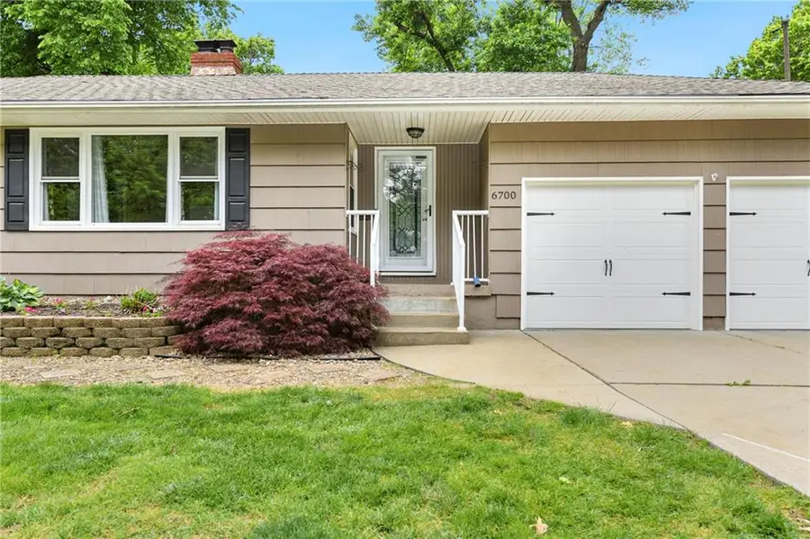 6700 Marty Street, Overland Park, KS 66204 - #3