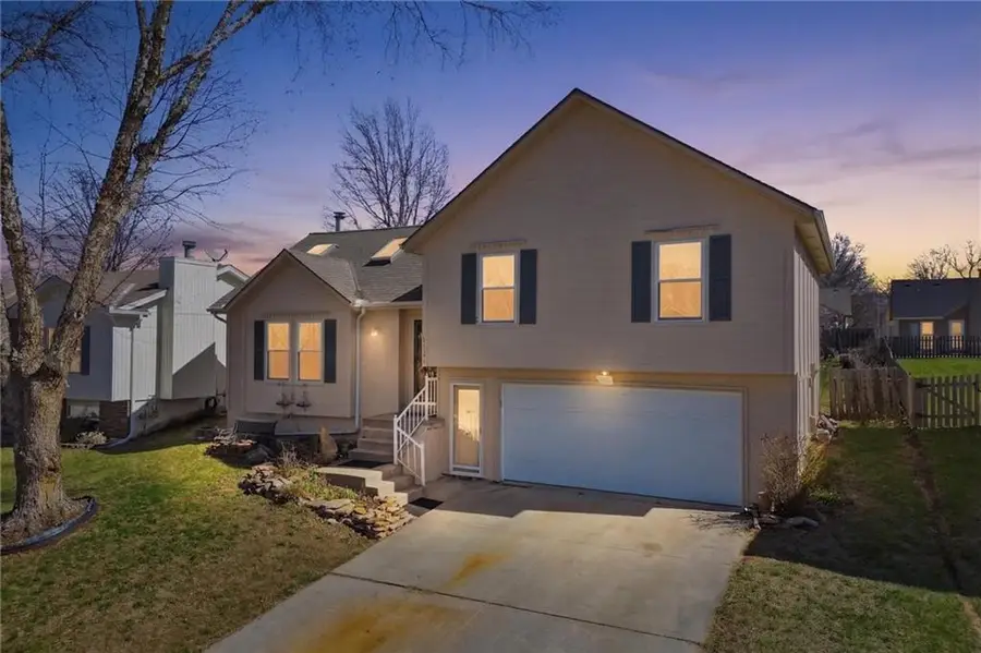 4121 Campbell Avenue, Kansas City, MO 64116 - #3