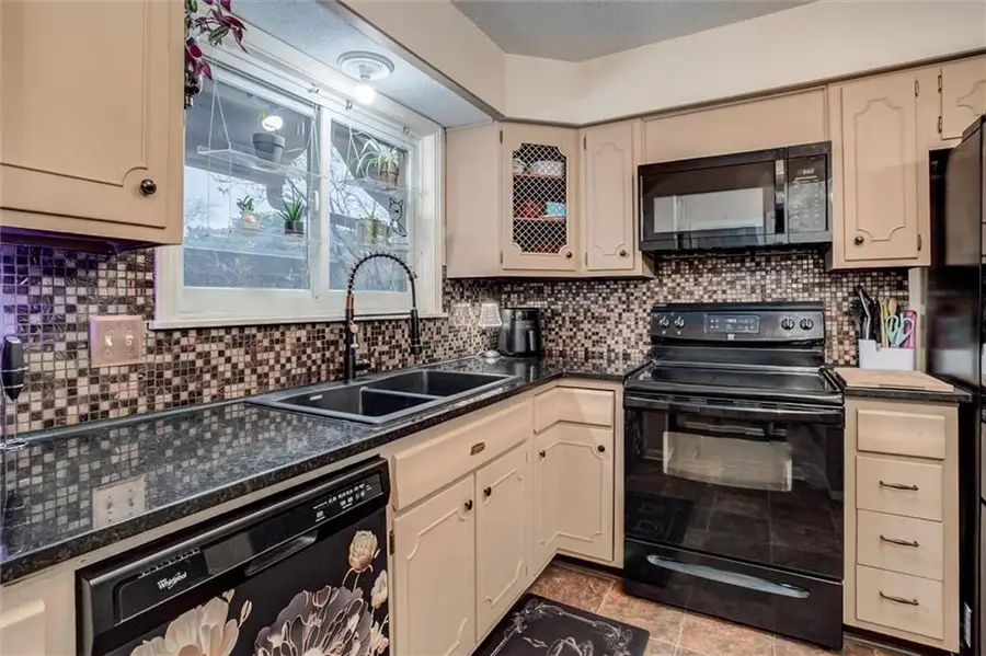 5644 W 97th Street, Overland Park, KS 66207 - #3