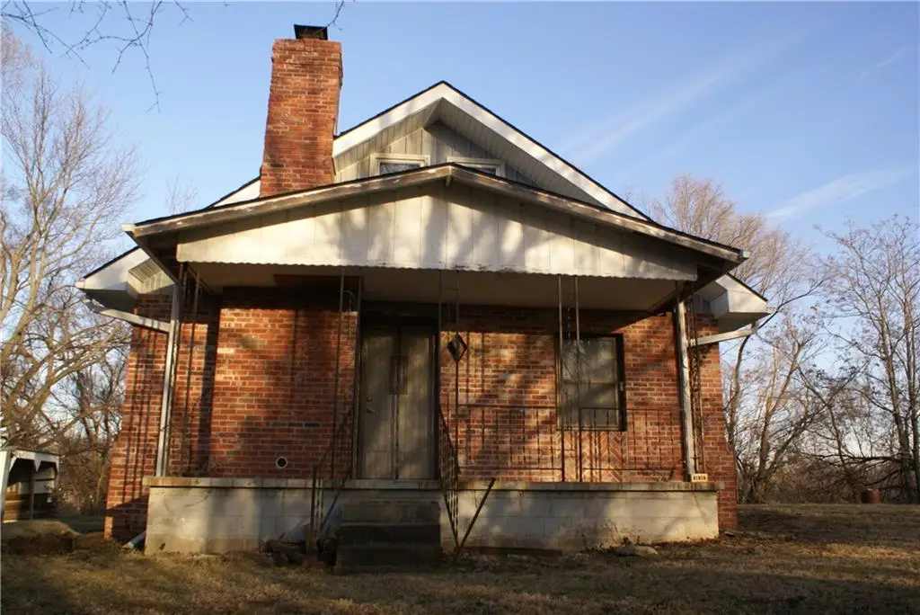 6501 S 16th Street, Saint Joseph, MO 64504 - #1