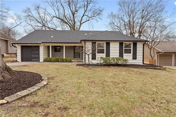 4808 W 77th Terrace, Prairie Village, KS 66208