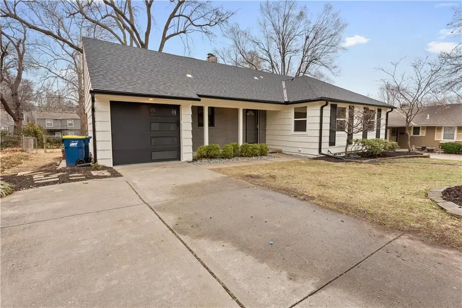 4808 W 77th Terrace, Prairie Village, KS 66208 - #2