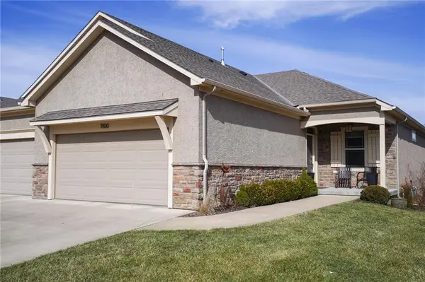 2250 Lake Pointe Drive #1900, Lawrence, KS 66049