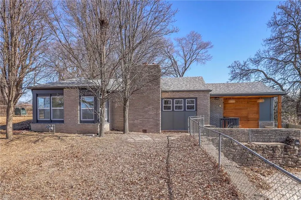107 S Claremont Avenue, Independence, MO 64054 - #1