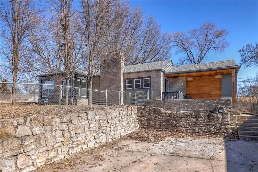 107 S Claremont Avenue, Independence, MO 64054 - #3