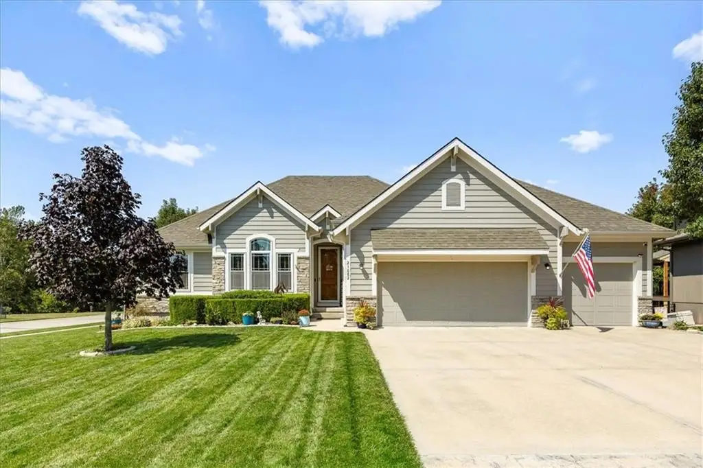 21682 W 176th Terrace, Olathe, KS 66062 - #1