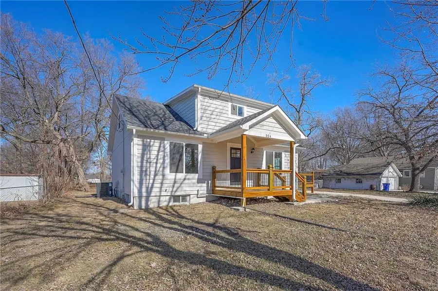 524 E Prairie Street, Olathe, KS 66061 - #2