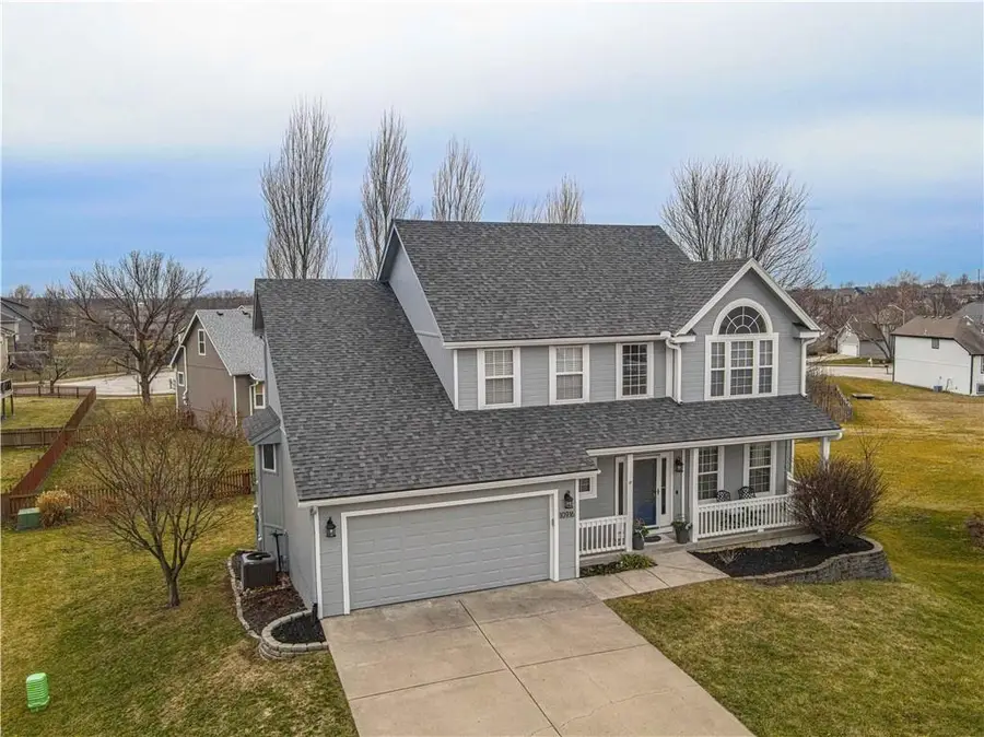 10916 N Wallace Avenue, Kansas City, MO 64157 - #2