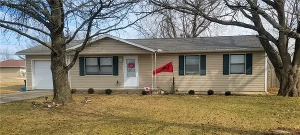 427 N Vermont Street, Iola, KS 66749