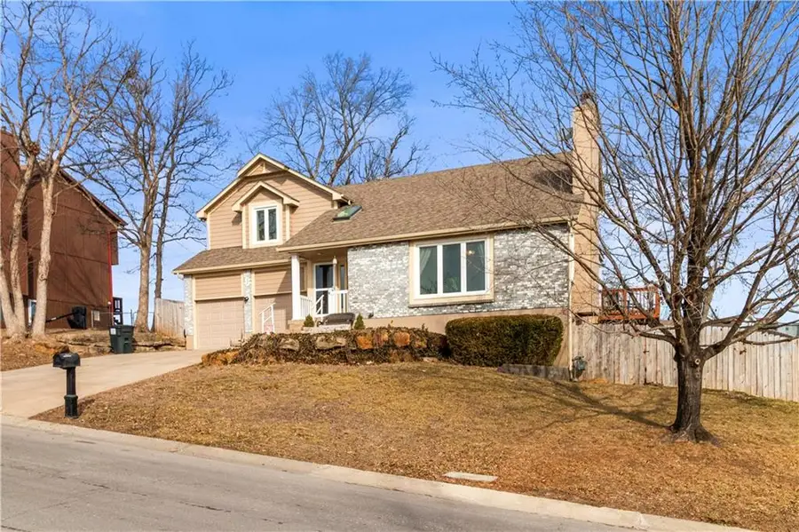 202 SW 25th Street, Oak Grove, MO 64075 - #2