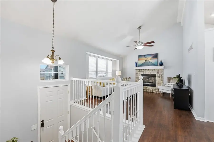 953 E Cottage Creek Drive, Gardner, KS 66030 - #2