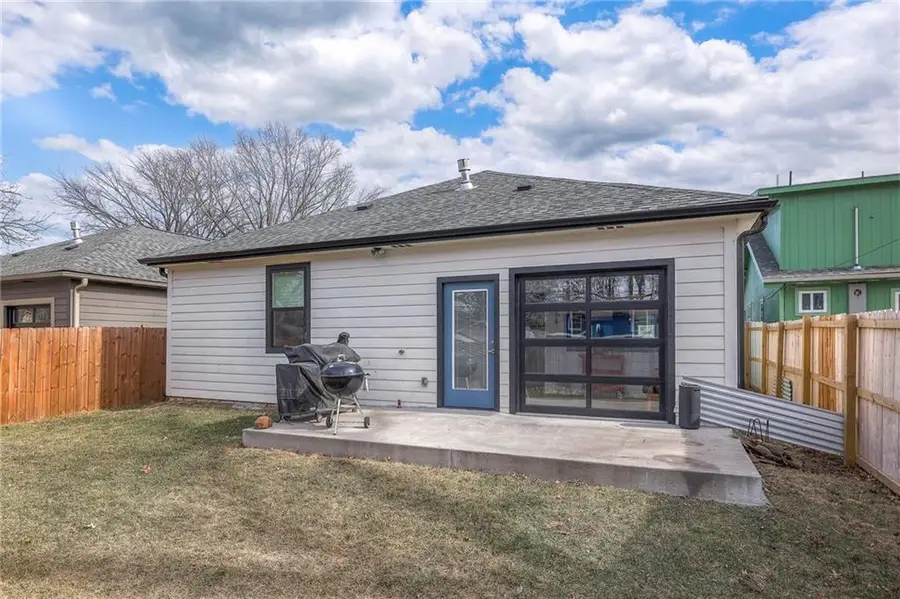 7616 Washington Street, Kansas City, MO 64114 - #2