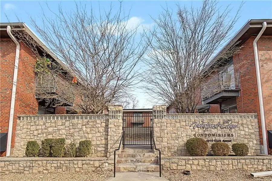 4213 Clark Avenue #1, Kansas City, MO 64111 - #2
