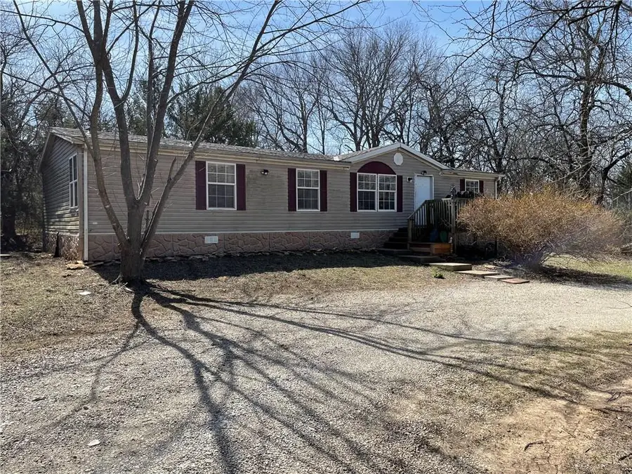 16121 Gardner East Road, Gardner, KS 66030 - #2