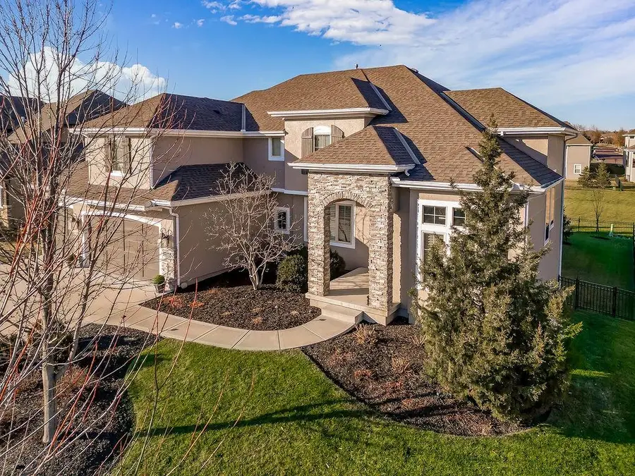 12310 W 163rd Terrace, Overland Park, KS 66221 - #3