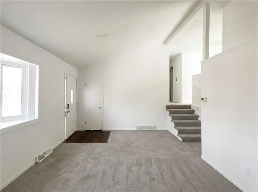 5342 N Palmer Avenue, Kansas City, MO 64119 - #3