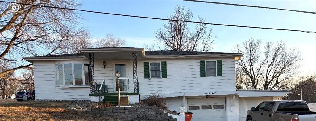 2520 Westminister Lane, Saint Joseph, MO 64503 - #1